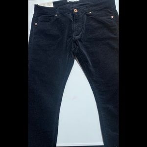 UNIQLO- NAVY VELVET PANTS